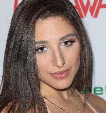 abella danger wikipedia|Abella Danger Biography, Age, Wiki, Height, Weight, Boyfriend,。